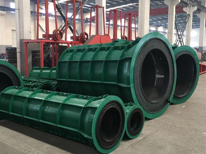 水泥制管機的生產制造過程該注意什么？